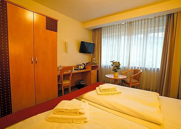 Scala Frankfurt Centre 3*
